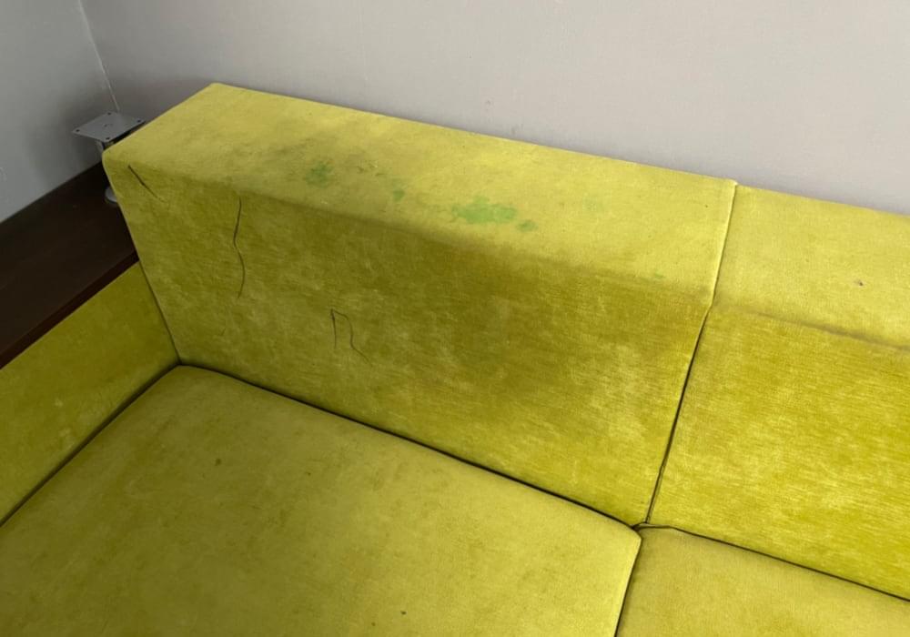 Чистка диванів Київ